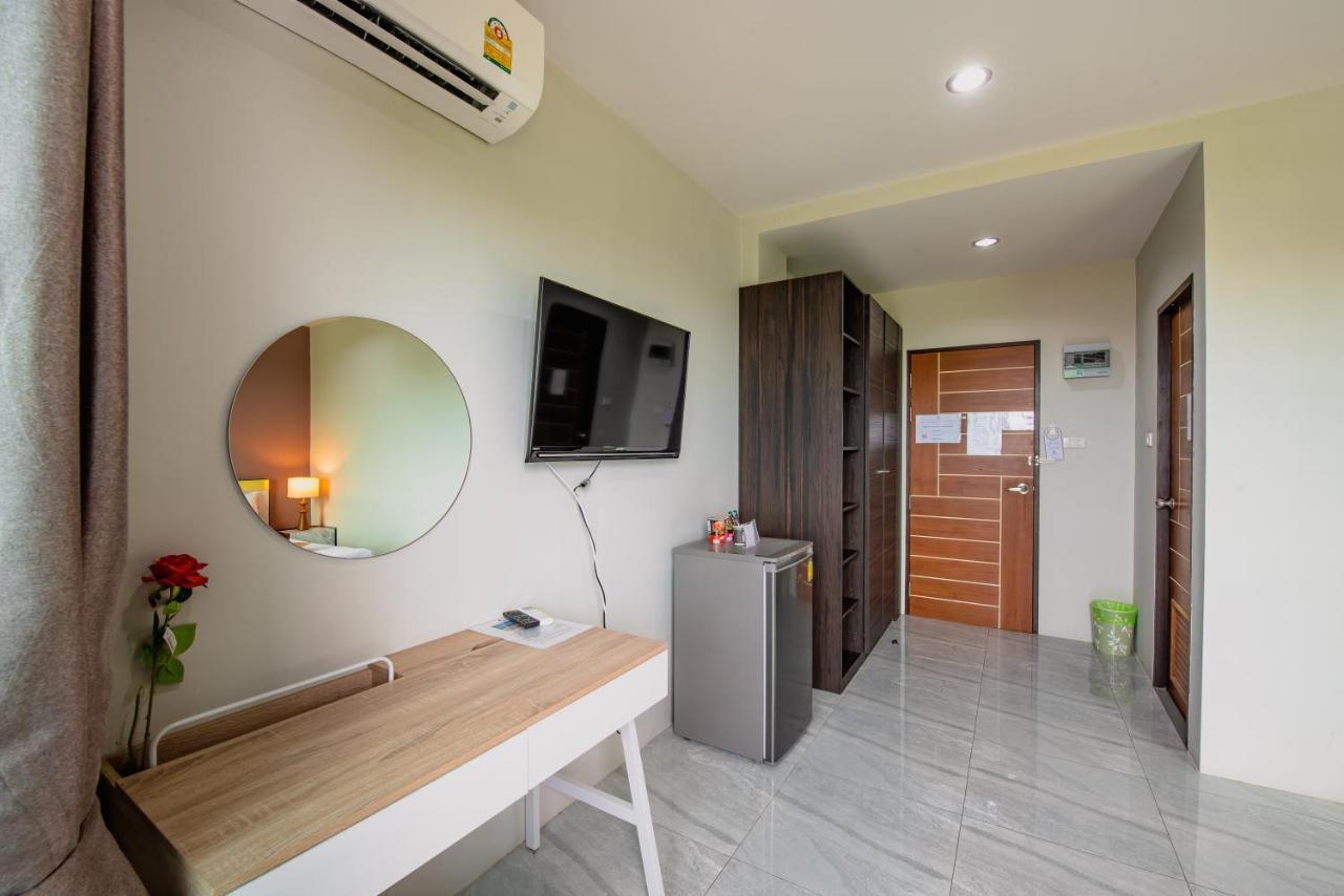 The Living Hotel Samutprakan Bang Bo Extérieur photo